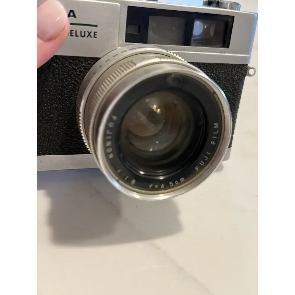 Fujifilm Fujica Compact Deluxe 35mm Rangefinder Camera f1.8 4.5cm Lens UNTESTED